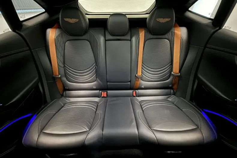 Aston Martin DBX din 2023 cu 10.750 km - oferta AST124631 - foto 16