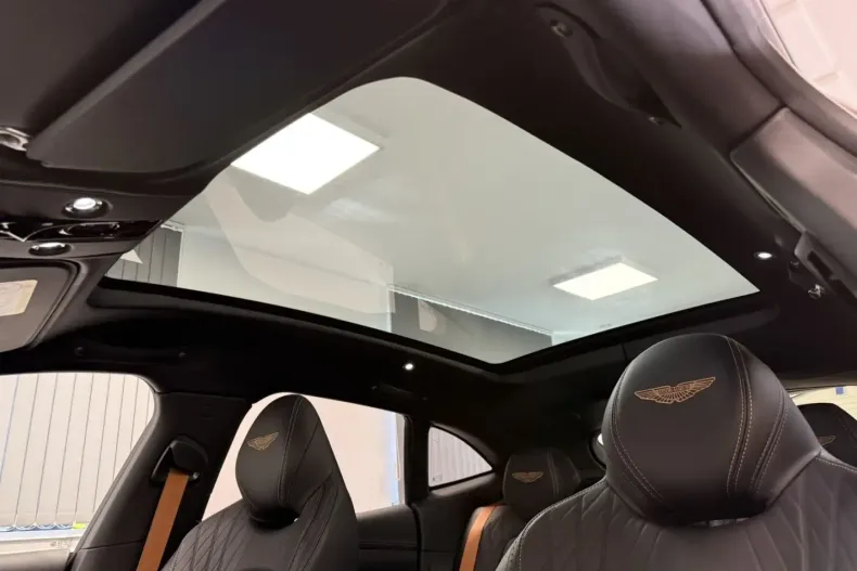 Aston Martin DBX din 2023 cu 10.750 km - oferta AST124631 - foto 19