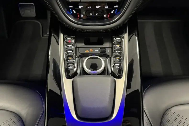 Aston Martin DBX din 2023 cu 10.750 km - oferta AST124631 - foto 22