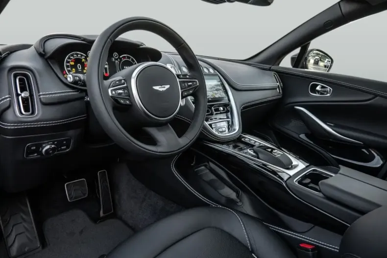 Aston Martin DBX din 2023 cu 6.404 km - oferta AST124632 - foto 3