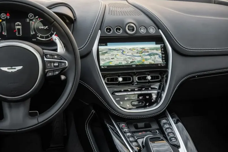 Aston Martin DBX din 2023 cu 6.404 km - oferta AST124632 - foto 10