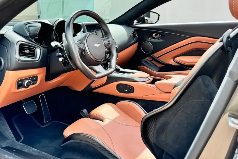 Aston Martin V12 Vantage din 2023 cu 11.500 km - oferta AST124636 - foto 9