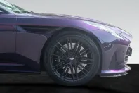 Aston Martin DB12 din 2024 cu 1.111 km - oferta AST124637 - foto 8