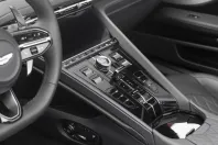 Aston Martin DB12 din 2024 cu 1.111 km - oferta AST124637 - foto 22