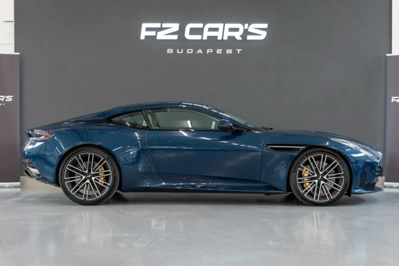 Aston Martin DB12 din 2024 cu 2.444 km - oferta AST124641 - foto 6