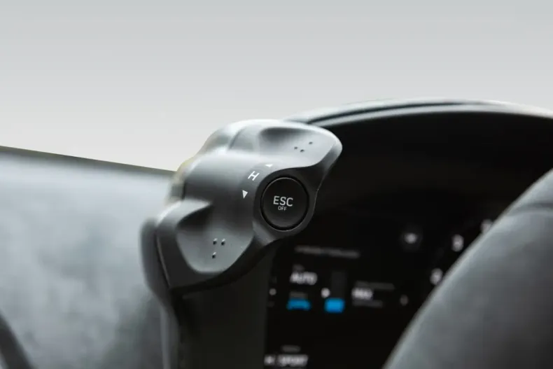 McLaren Artura din 2024 cu 15.000 km - oferta MCL124643 - foto 22