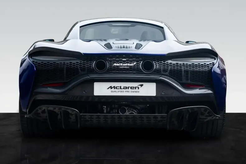 McLaren Artura din 2023 cu 1.500 km - oferta MCL124647 - foto 4