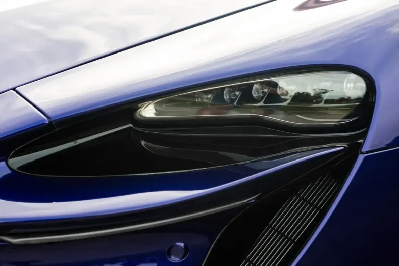 McLaren Artura din 2023 cu 1.500 km - oferta MCL124647 - foto 10