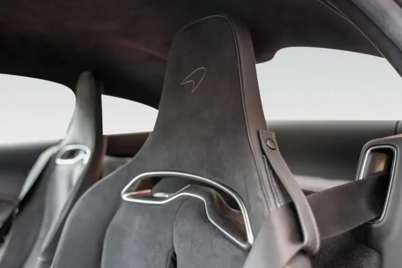 McLaren Artura din 2024 cu 6.900 km - oferta MCL124648 - foto 21