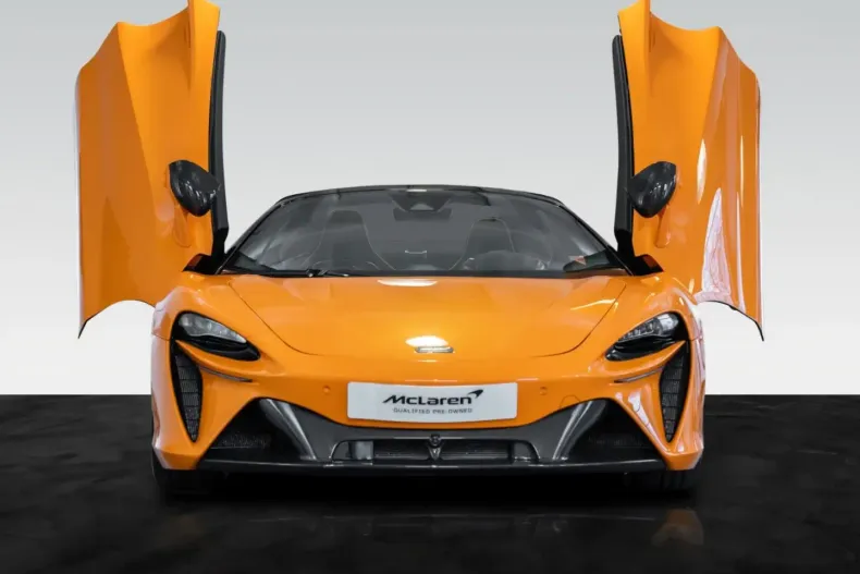McLaren Artura din 2024 cu 20.500 km - oferta MCL124650 - foto 11