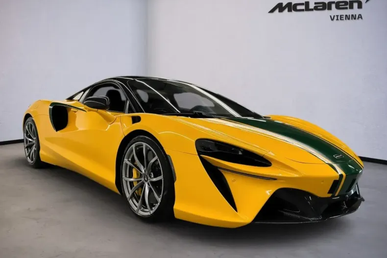 McLaren Artura din 2024 cu 7.500 km - oferta MCL124651 - foto 2