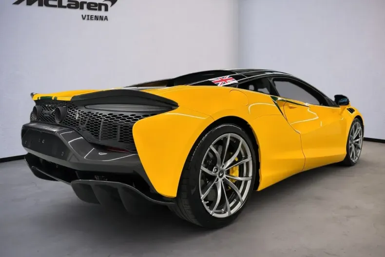 McLaren Artura din 2024 cu 7.500 km - oferta MCL124651 - foto 3