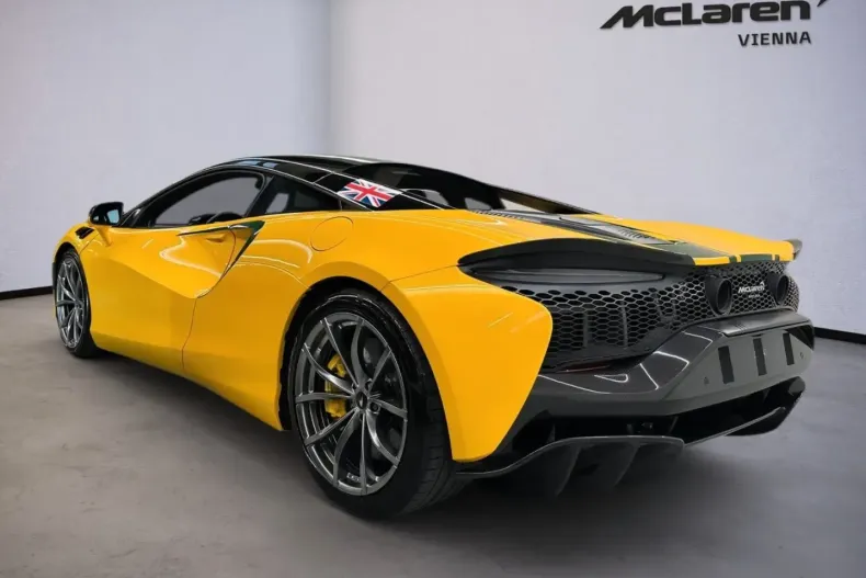 McLaren Artura din 2024 cu 7.500 km - oferta MCL124651 - foto 4