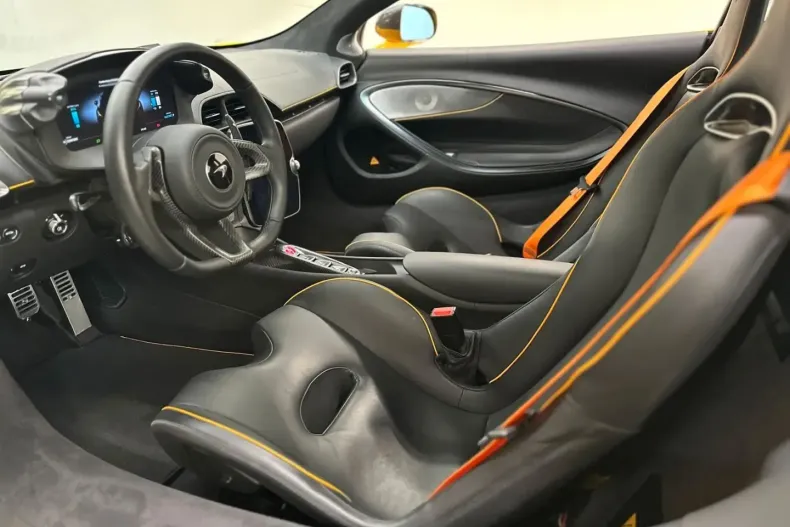 McLaren Artura din 2024 cu 7.500 km - oferta MCL124651 - foto 9