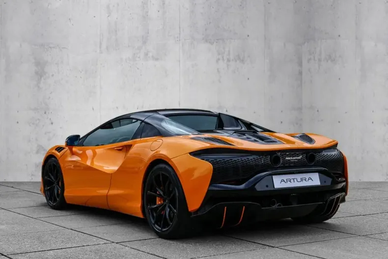 McLaren Artura din 2024 cu 4.850 km - oferta MCL124652 - foto 25