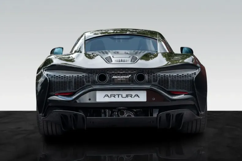 McLaren Artura din 2023 cu 6.500 km - oferta MCL124654 - foto 7