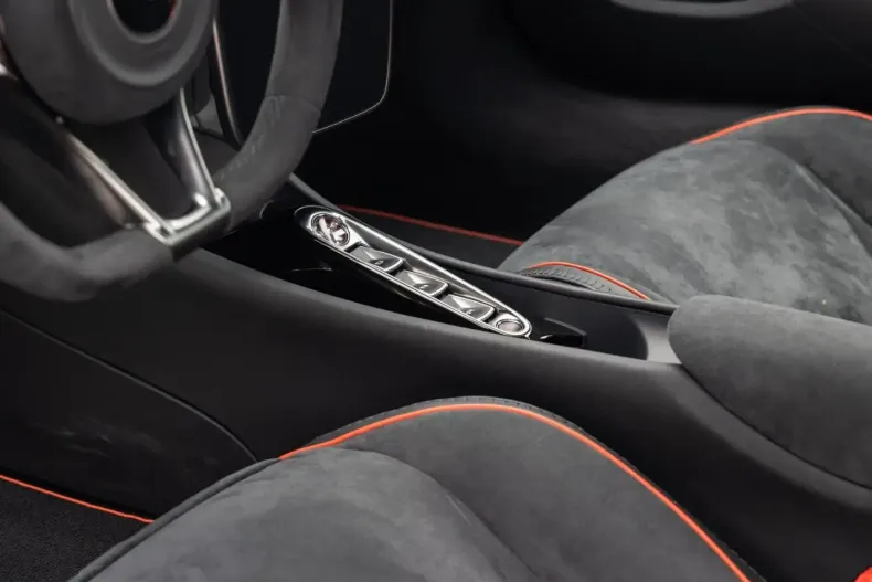 McLaren Artura din 2023 cu 6.500 km - oferta MCL124654 - foto 21