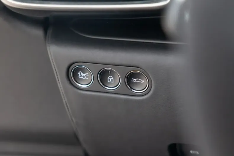 McLaren Artura din 2023 cu 6.500 km - oferta MCL124654 - foto 24