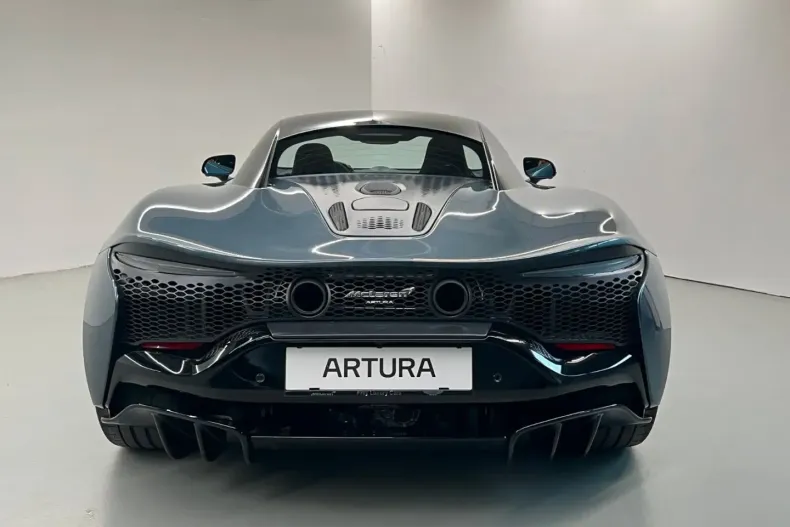 McLaren Artura din 2023 cu 3.800 km - oferta MCL124655 - foto 8