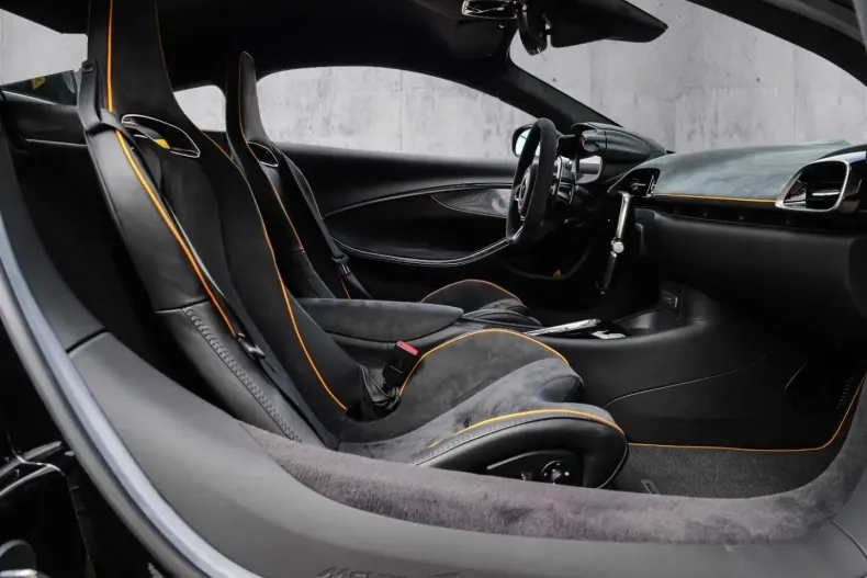 McLaren Artura din 2023 cu 7.810 km - oferta MCL124656 - foto 6