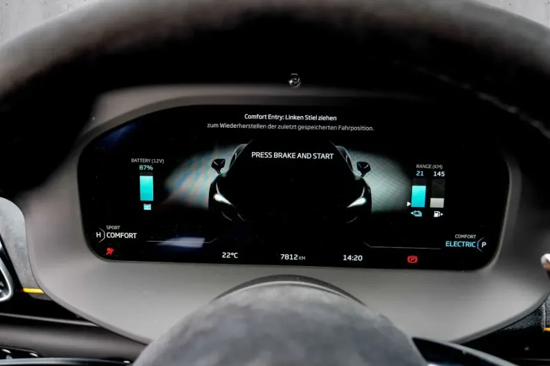 McLaren Artura din 2023 cu 7.810 km - oferta MCL124656 - foto 22