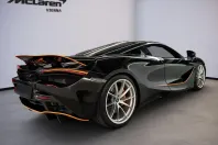 McLaren 720S din 2022 cu 19.800 km - oferta MCL124657 - foto 3