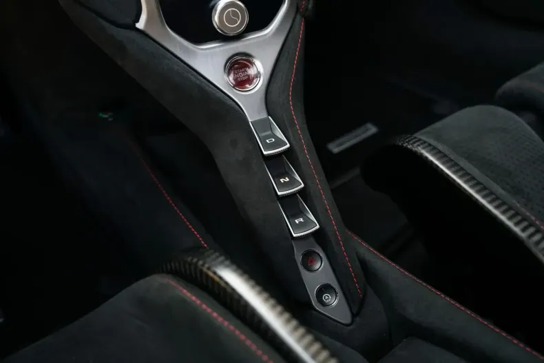 McLaren 750S din 2023 cu 9.600 km - oferta MCL124660 - foto 23