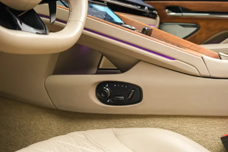 Aston Martin DB12 din 2024 cu 5.800 km - oferta AST124669 - foto 32