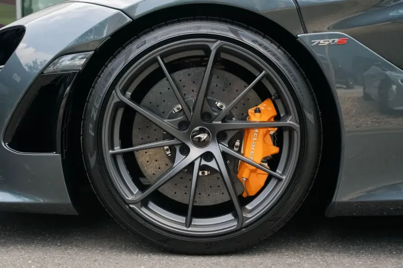 McLaren 750S din 2024 cu 10.900 km - oferta MCL124671 - foto 9