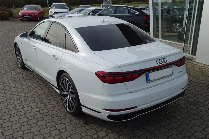 Audi A8 din 2023 cu 29.000 km - oferta AUD124680 - foto 11