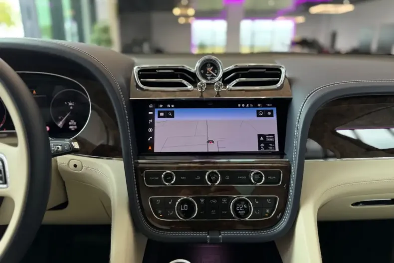 Bentley Bentayga din 2023 cu 48.913 km - oferta BEN124681 - foto 15