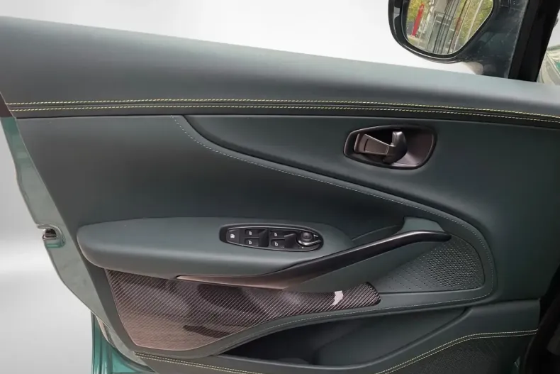 Aston Martin DBX din 2024 cu 22.500 km - oferta AST124683 - foto 13