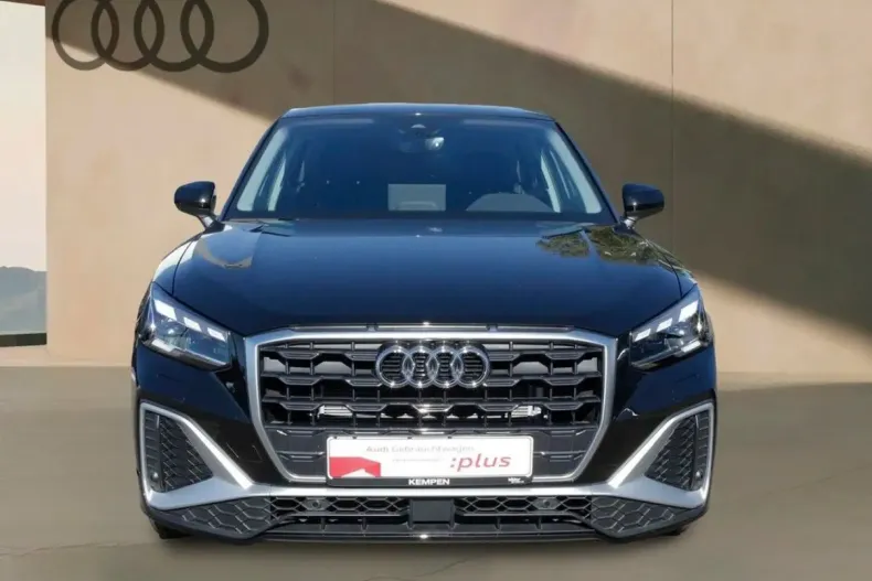 Audi Q2 din 2025 cu 5.700 km - oferta AUD124700 - foto 2