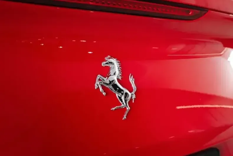 Ferrari 812 din 2022 cu 1.064 km - oferta FER124703 - foto 11