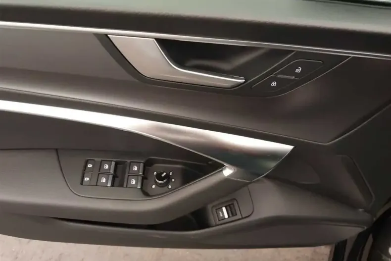 Audi A7 din 2022 cu 59.435 km - oferta AUD124725 - foto 13