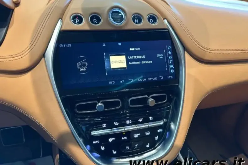 Aston Martin DBX din 2020 cu 70.778 km - oferta AST124727 - foto 12