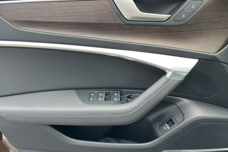 Audi A6 Allroad din 2022 cu 48.196 km - oferta AUD124731 - foto 12