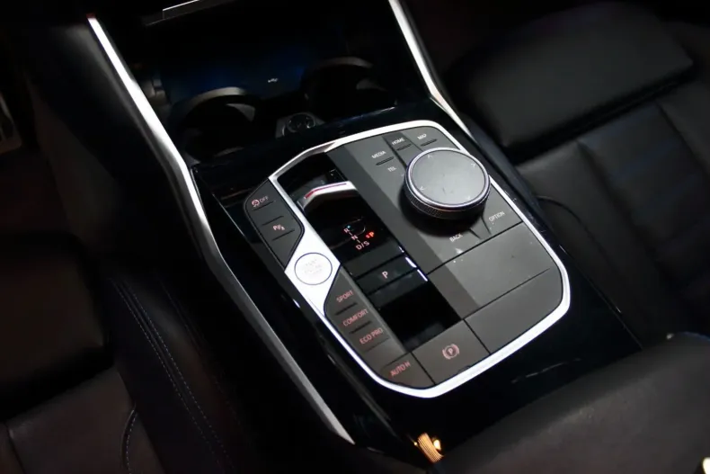 BMW 320 din 2024 cu 56.278 km - oferta BMW124750 - foto 24