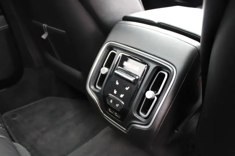 Aston Martin DBX din 2022 cu 118.285 km - oferta AST124756 - foto 13