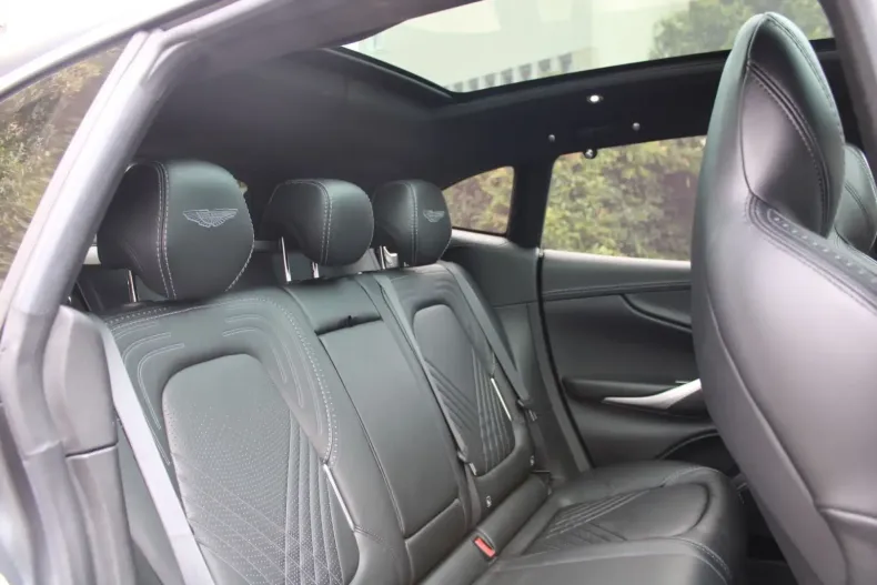 Aston Martin DBX din 2022 cu 118.285 km - oferta AST124756 - foto 14