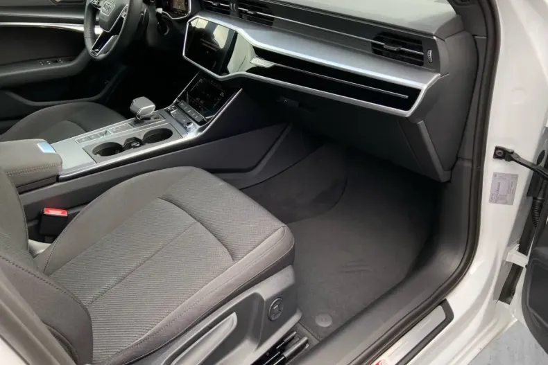 Audi A6 din 2024 cu 33.822 km - oferta AUD124759 - foto 12