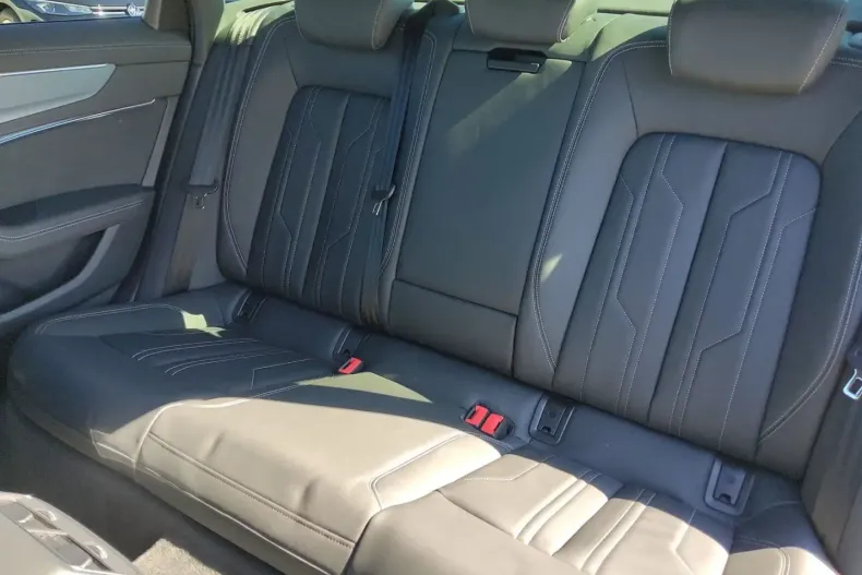 Audi A6 din 2022 cu 24.190 km - oferta AUD124760 - foto 12