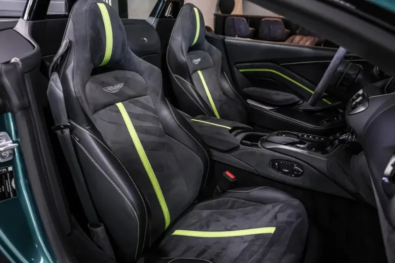 Aston Martin V8 Vantage din 2023 cu 8.618 km - oferta AST124768 - foto 12