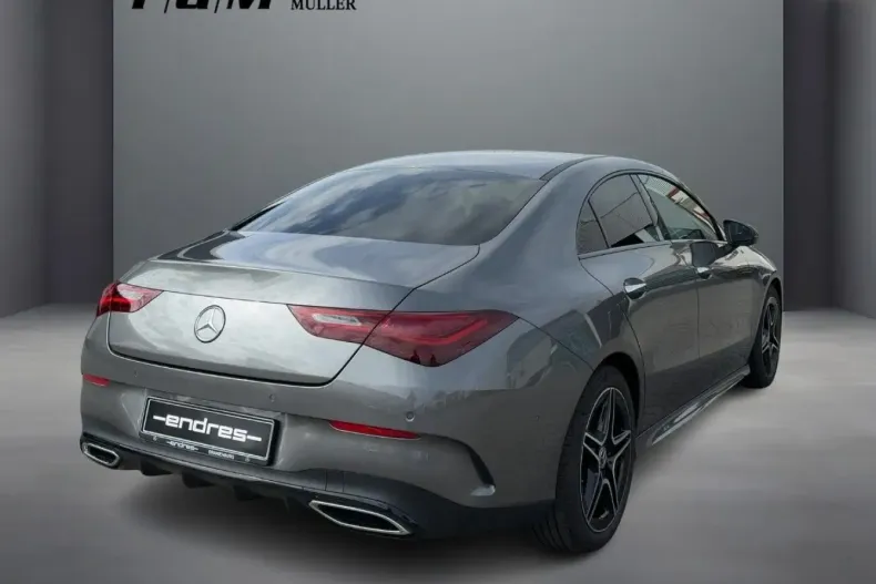 Mercedes-Benz CLA 220 din 2024 cu 21.992 km - oferta MER124803 - foto 3