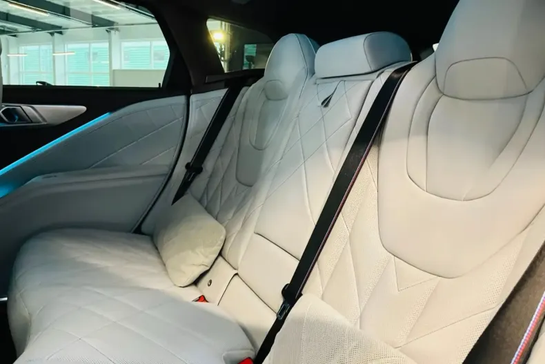 BMW XM din 2023 cu 37.413 km - oferta BMW124804 - foto 15