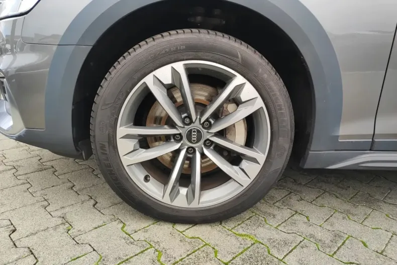 Audi A4 Allroad din 2021 cu 72.471 km - oferta AUD124817 - foto 6