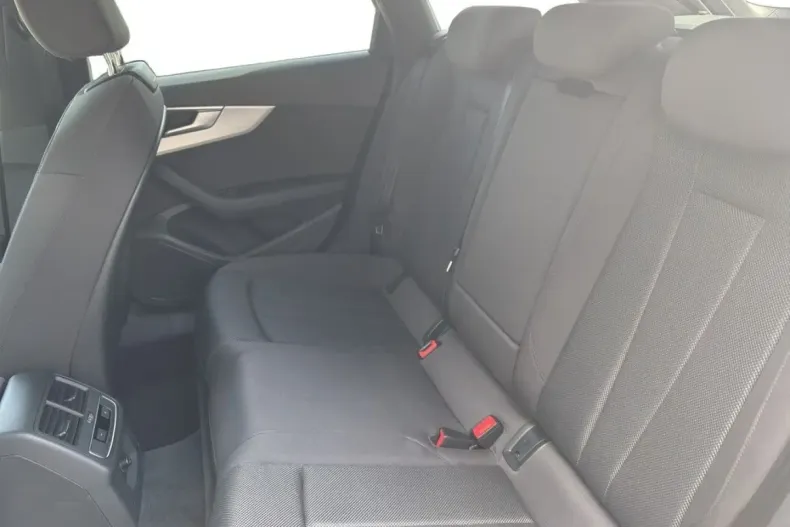 Audi A4 Allroad din 2021 cu 60.160 km - oferta AUD124819 - foto 15