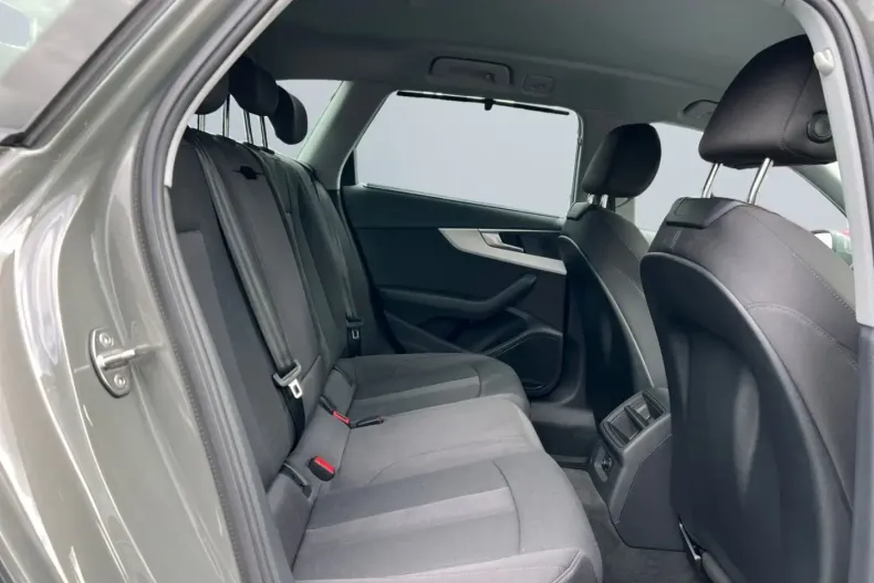 Audi A4 Allroad din 2022 cu 70.610 km - oferta AUD124825 - foto 17