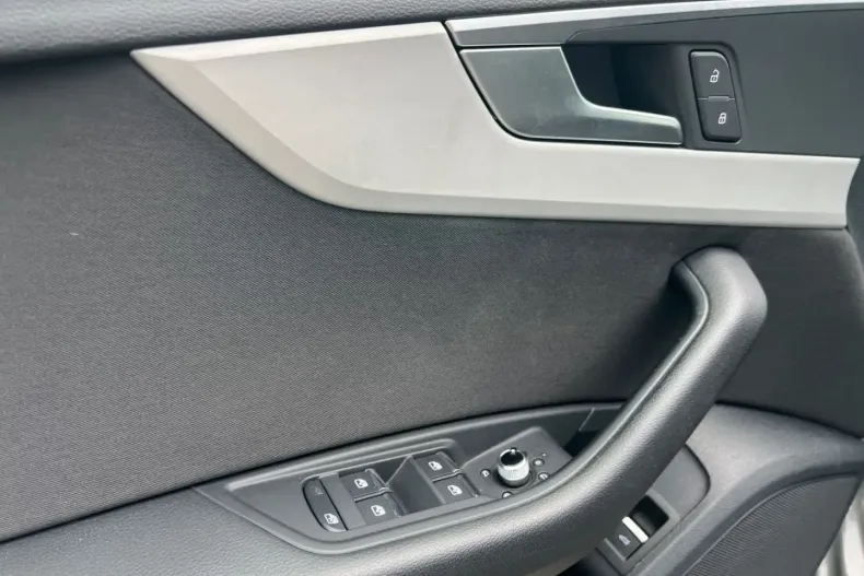 Audi A4 Allroad din 2022 cu 70.610 km - oferta AUD124825 - foto 20