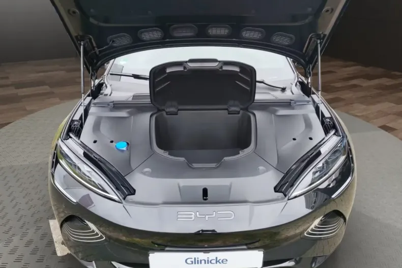 BYD SEAL din 2025 cu 4.990 km - oferta BYD124834 - foto 2